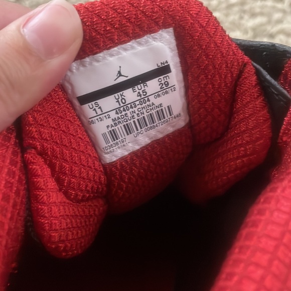 Men’s Nike Jordan Retro 11s. Size 11. - Picture 5 of 5